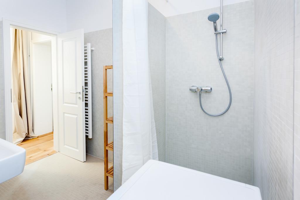 Downtown Apartments Torstr, 4 Unique Units From 1-3 Bedrooms Berlim