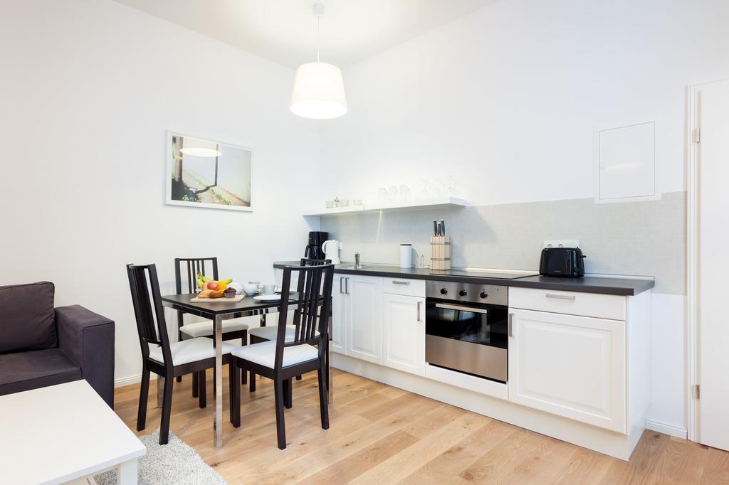 Downtown Torstr, 4 Unique Units From 1-3 Bedrooms * Berlino